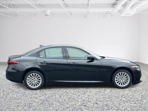 2022 Alfa Romeo Giulia Sprint