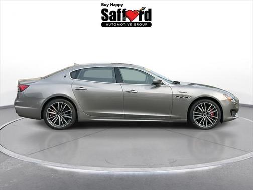 2022 Maserati Quattroporte Modena