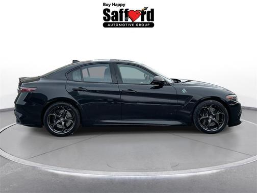 2024 Alfa Romeo Giulia Quadrifoglio