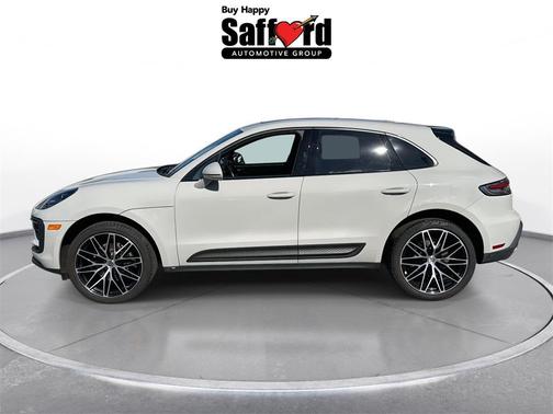 2022 Porsche Macan Base