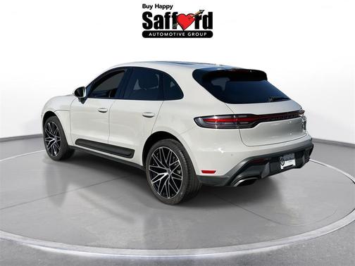 2022 Porsche Macan Base