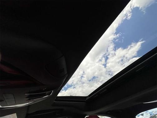2022 Maserati Ghibli Modena Q4