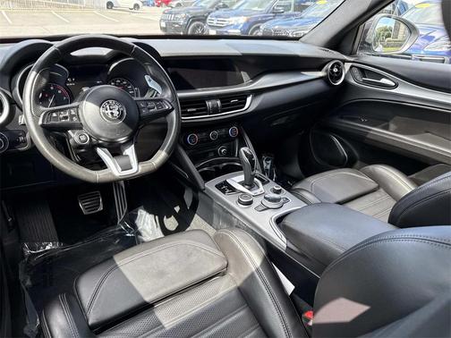 2022 Alfa Romeo Stelvio Ti