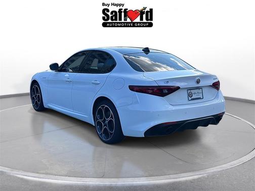 2022 Alfa Romeo Giulia Veloce