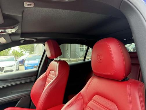 2022 Alfa Romeo Stelvio Sprint