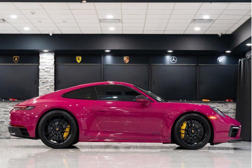 2022 Porsche 911 Carrera GTS