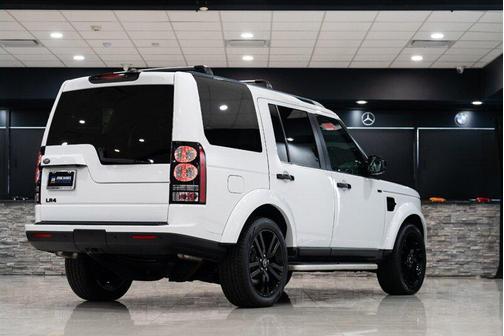 2016 Land Rover LR4 Base