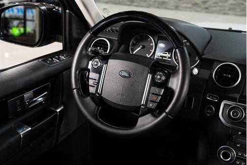 2016 Land Rover LR4 Base