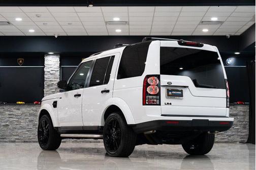 2016 Land Rover LR4 Base