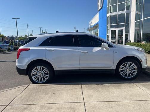 2018 Cadillac XT5 Premium Luxury