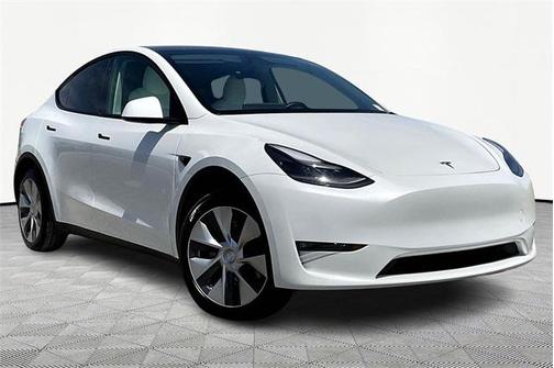 2022 Tesla Model Y Long Range Dual Motor All-Wheel Drive