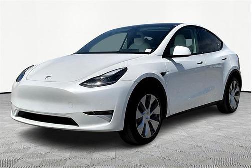 2022 Tesla Model Y Long Range Dual Motor All-Wheel Drive