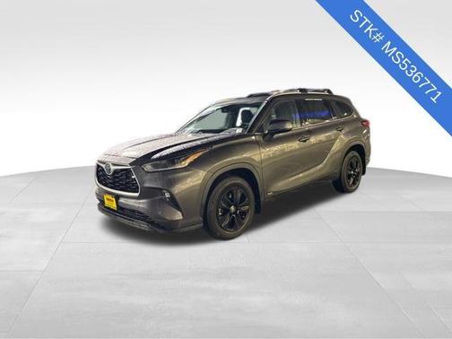 2021 Toyota Highlander Hybrid XLE