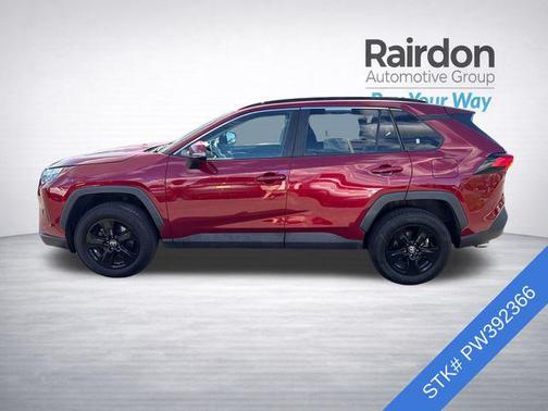 Pearl 2023 Toyota RAV4 XLE