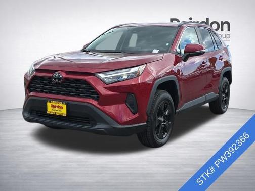 Pearl 2023 Toyota RAV4 XLE