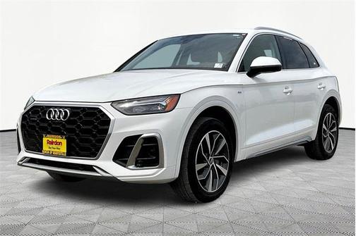 2023 Audi Q5 45 S line Premium Plus