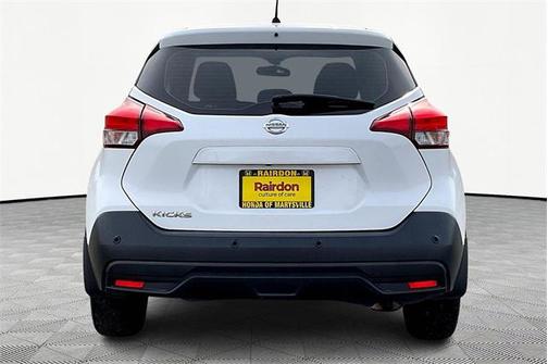 2020 Nissan Kicks S