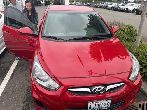 2013 Hyundai Accent GS