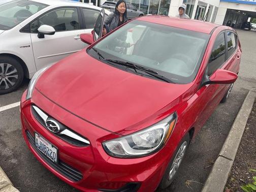 2013 Hyundai Accent GS