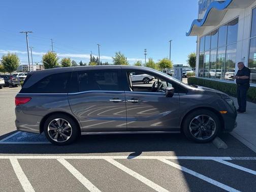 2022 Honda Odyssey Elite