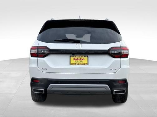 2025 Honda Pilot Elite