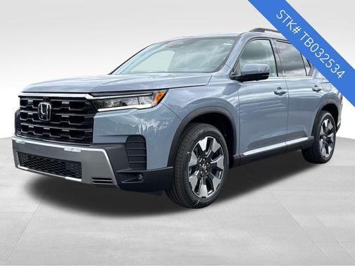 Sonic Gray Pearl 2026 Honda Pilot Touring 8-Passenger