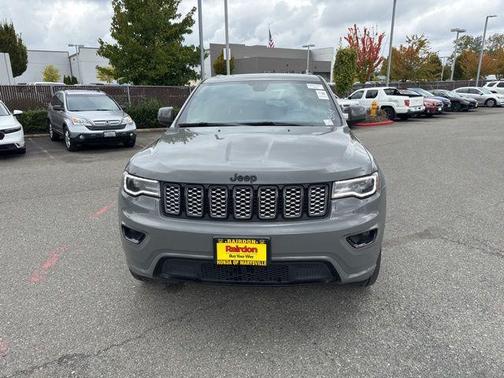 2022 Jeep Grand Cherokee Laredo