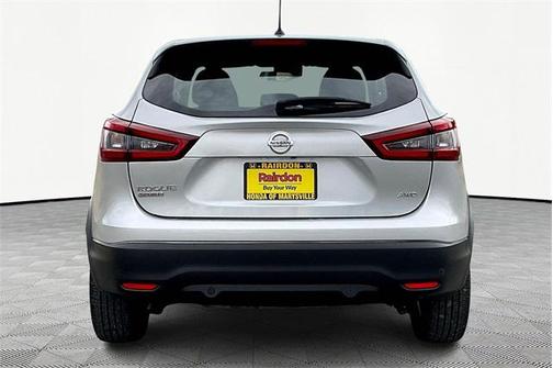 2022 Nissan Rogue Sport S