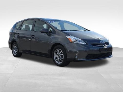 2013 Toyota Prius v Three