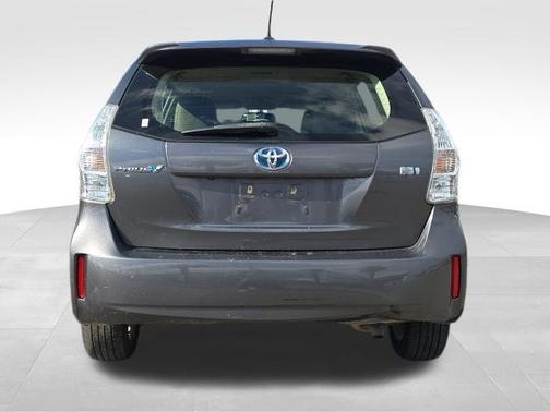 2013 Toyota Prius v Three