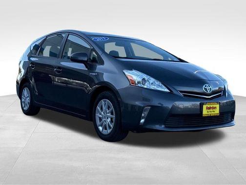 2013 Toyota Prius v Three