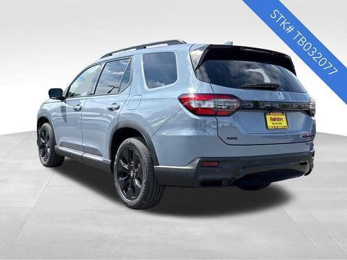 Sonic Gray Pearl 2026 Honda Pilot Black Edition