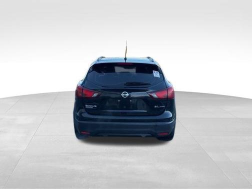 2018 Nissan Rogue Sport SL