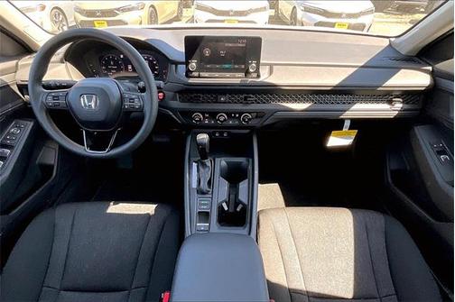 2025 Honda Accord LX 1.5T