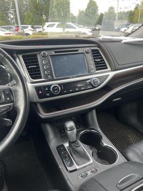 2015 Toyota Highlander Limited Platinum