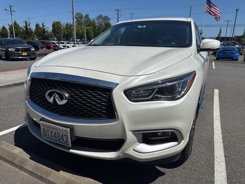 2016 INFINITI QX60 Base