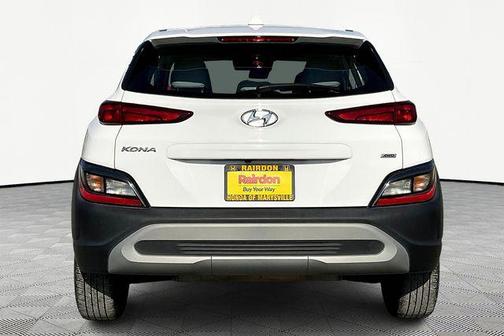 2022 Hyundai KONA SE