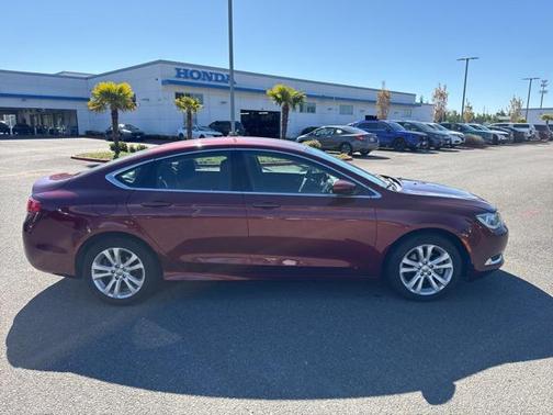 2016 Chrysler 200 Limited