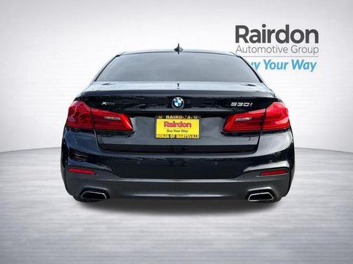 Jet Black 2018 BMW 530 xDrive