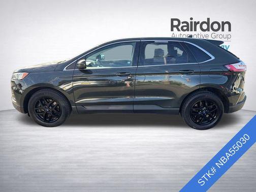 Forged Green Metallic 2022 Ford Edge SEL