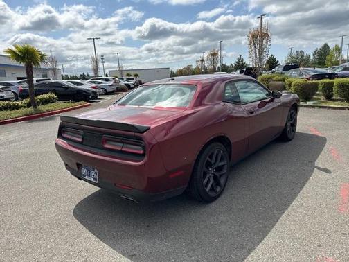 2022 Dodge Challenger SXT