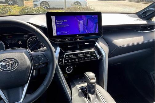 2024 Toyota Venza XLE