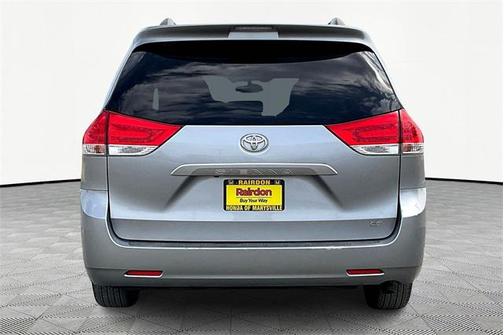 2013 Toyota Sienna LE
