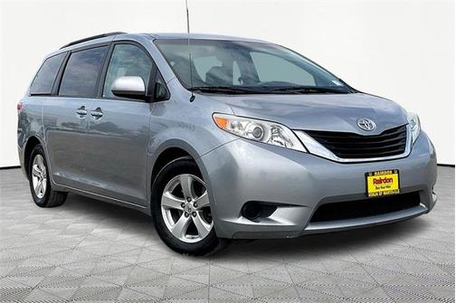 2013 Toyota Sienna LE