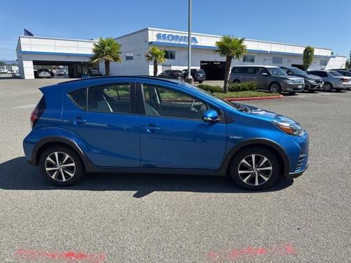 2018 Toyota Prius c One