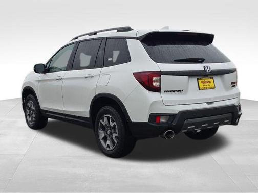 2023 Honda Passport AWD TrailSport