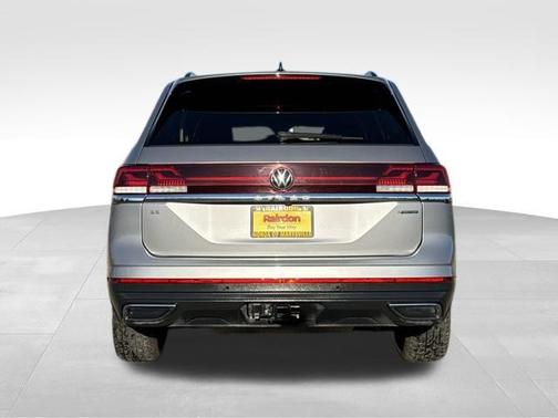 2024 Volkswagen Atlas 2.0T SE w/Technology 4MOTION