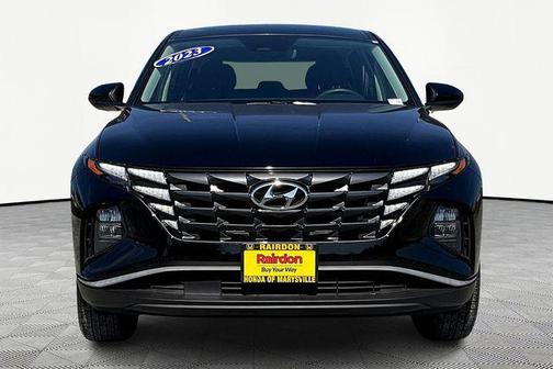 2023 Hyundai TUCSON SE
