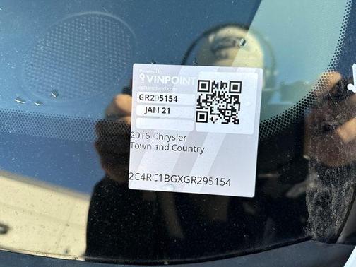 2016 Chrysler Town & Country Touring