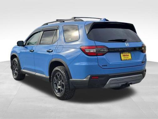 2023 Honda Pilot AWD TrailSport